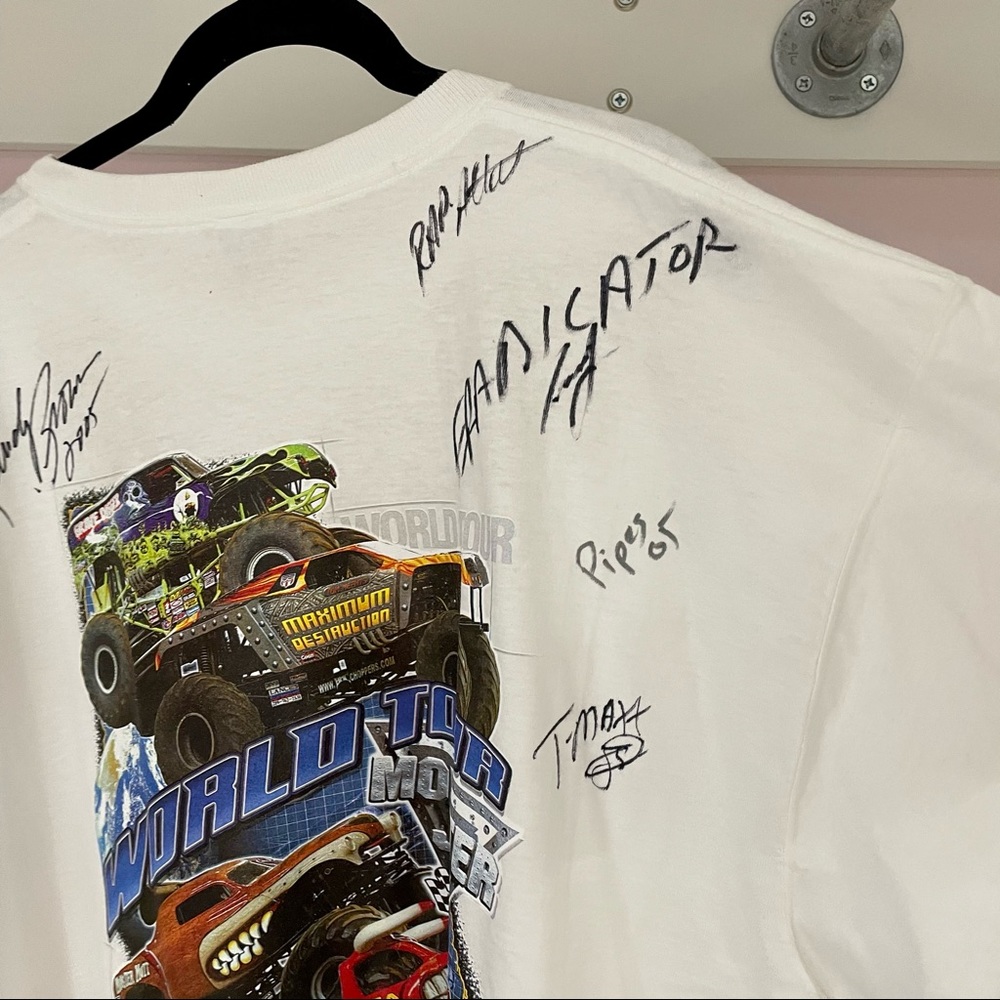 HP🎉 Signed 2005 Y2K Monster Jam Tee - Picture 8 of 10